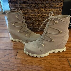 Sorel Beige Lace-Up Wedge Boots